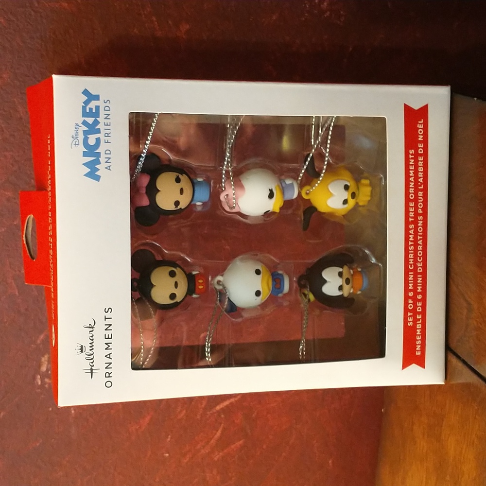 Hallmark Disney Mickey and Friends Set of 6 Mini Ornaments - NIP